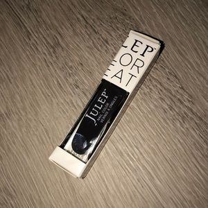 New in Box Julep Fiore Brown Nail Polish